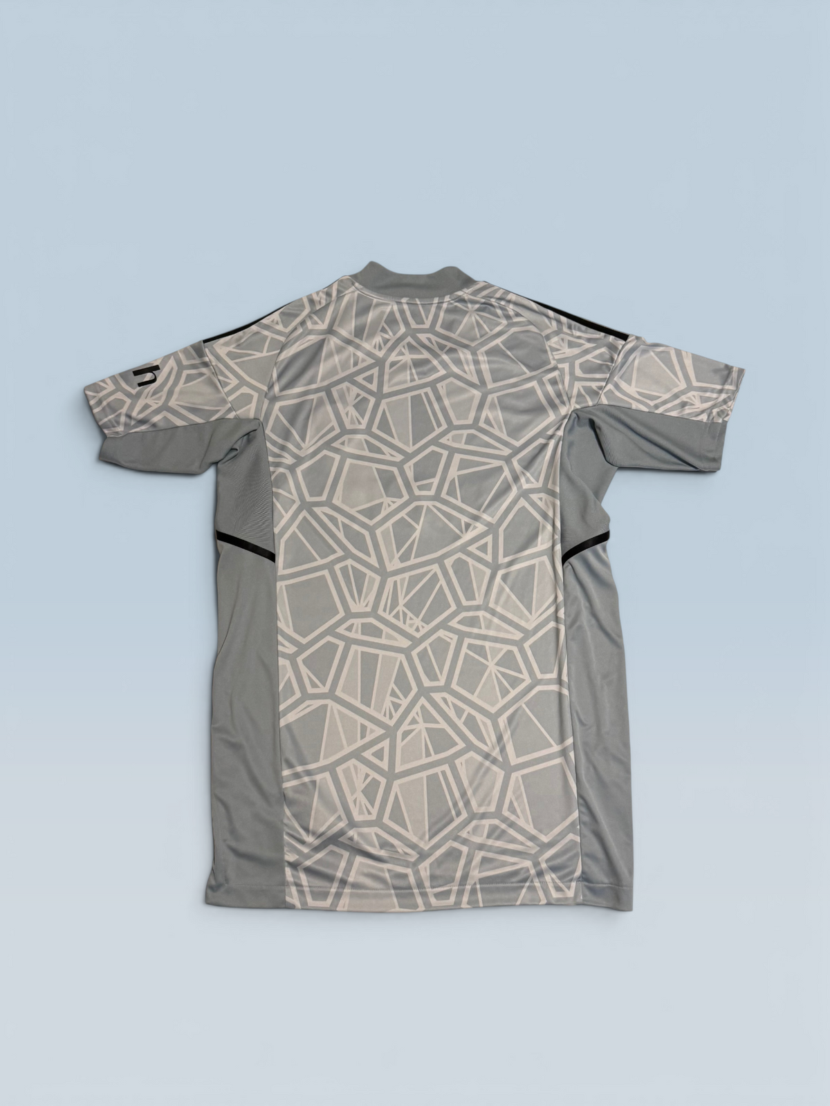 Leeds United 2022-23 third goalkeeper soccer jersey, long sleeve Adidas kit – photo 2